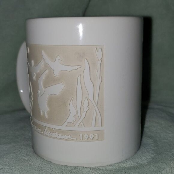 Marianne Wieland 1991 Flying Duck  KAKM Anchorage Alaska  Etched Mug 10 oz. - Picture 4 of 7
